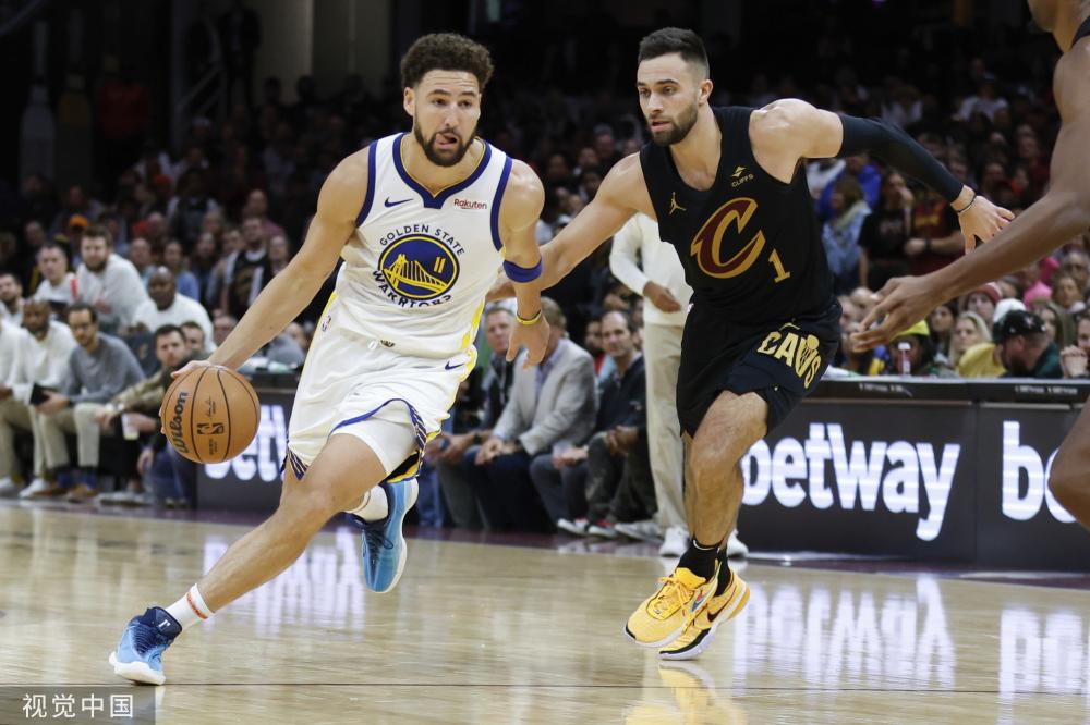 足阵容至关 足阵容至关