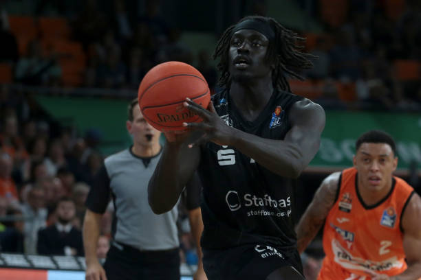 外援和培育 外援和培育