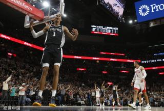 在扩军问题 在扩军问题