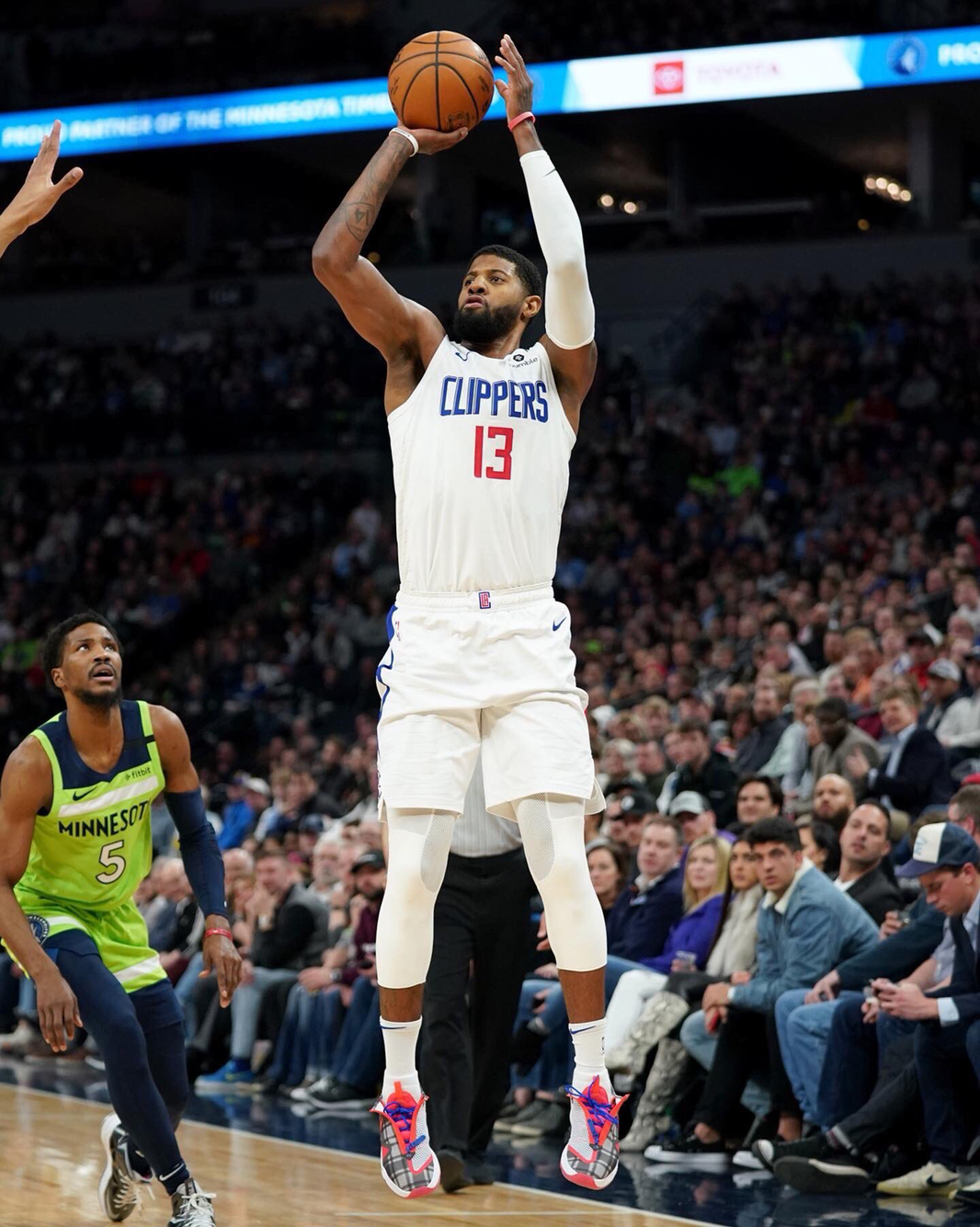 加盟西甲 加盟西甲