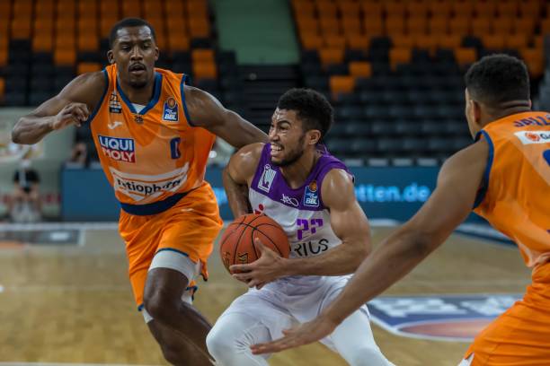 足球之所以 足球之所以