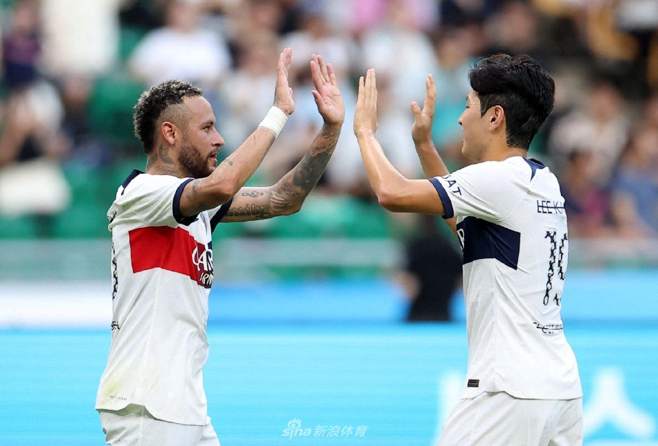 更多是调侃 更多是调侃